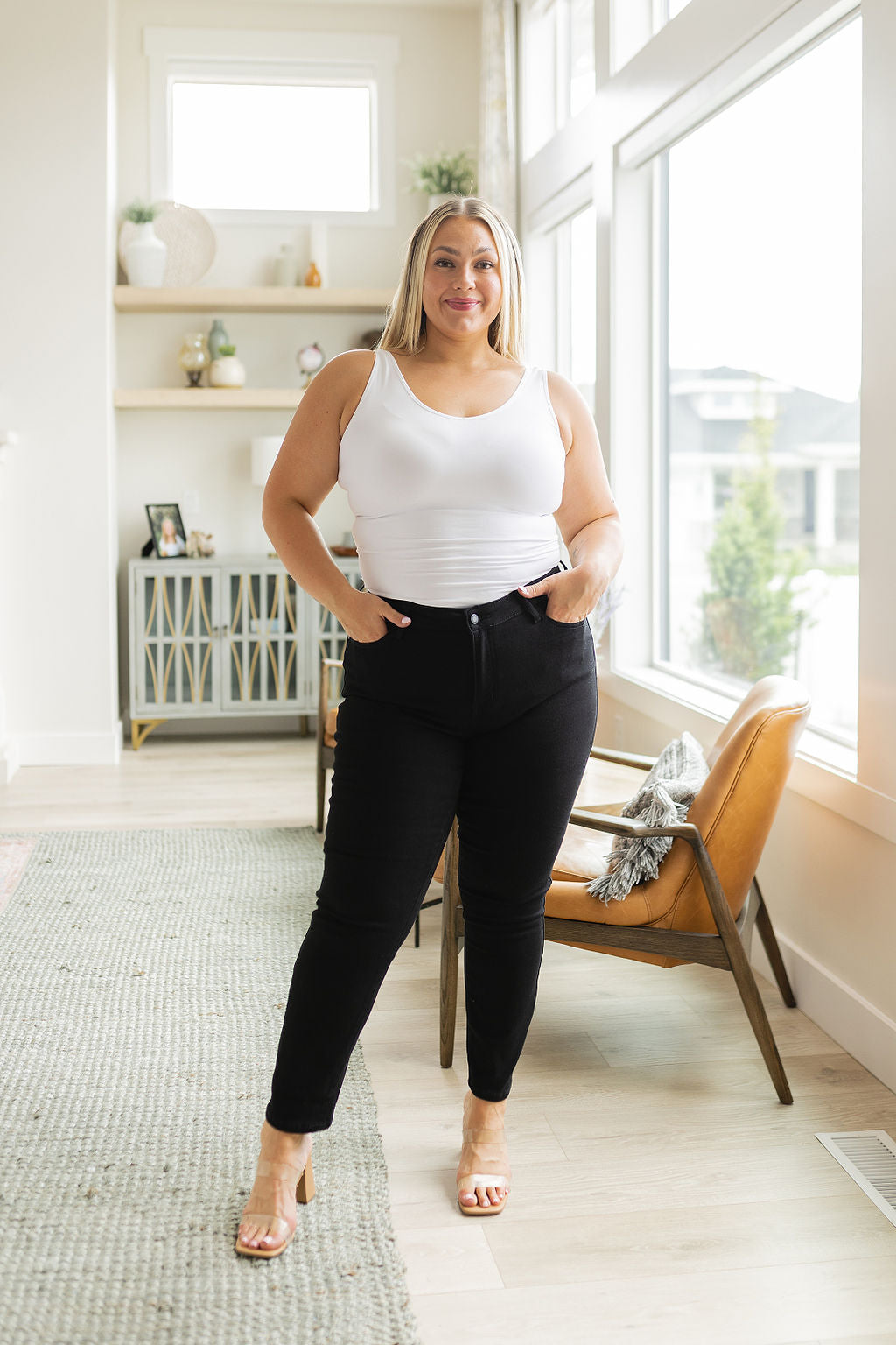 Edith Mid Rise Classic Slim Jeans in Black - Website Exclusive