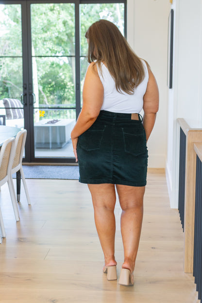 Melinda Corduroy Patch Pocket Skirt in Emerald - WEBSITE EXCLUSIVE
