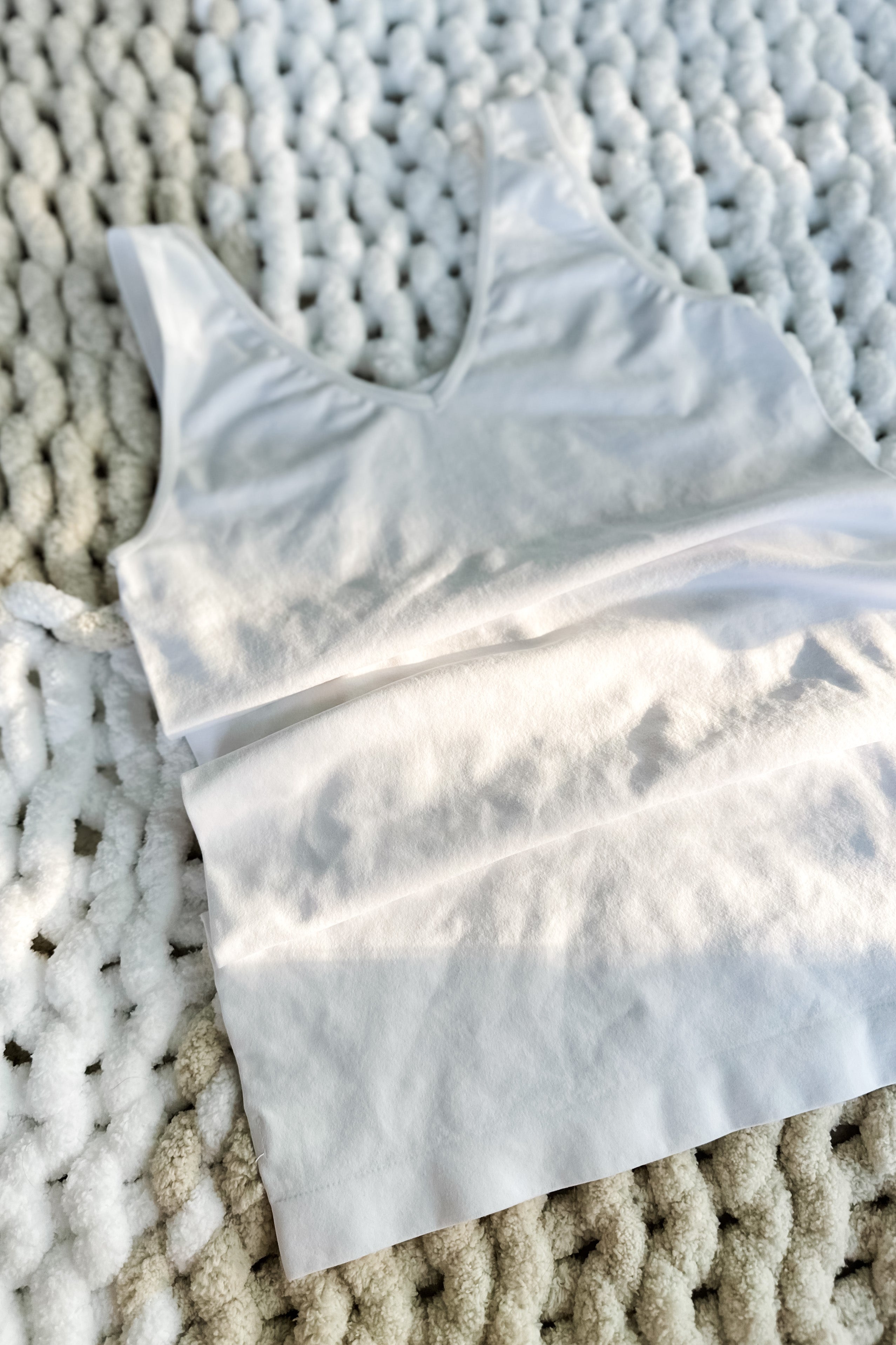 Gigi Reversible Seamless Tank in White