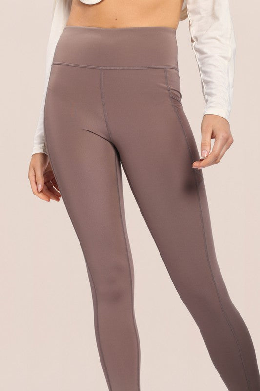 OVERLAY MESH POCKET HIGH-WAISTED LEGGINGS IN COCOA - FINAL SALE