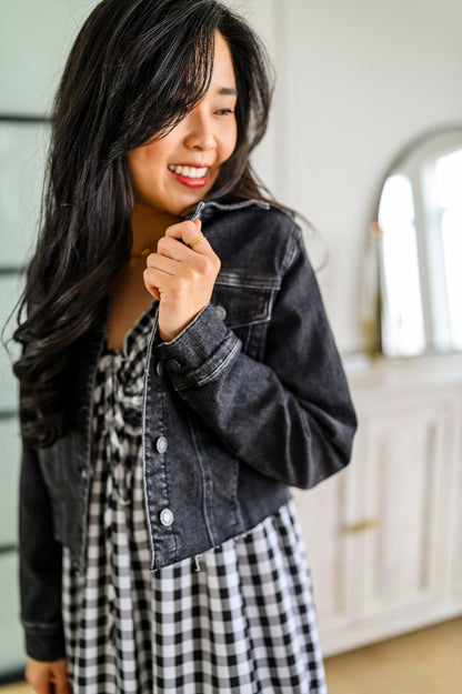 Charlie Cropped Denim Jacket BY JUDY BLUE- WEBSITE EXCLUSIVE