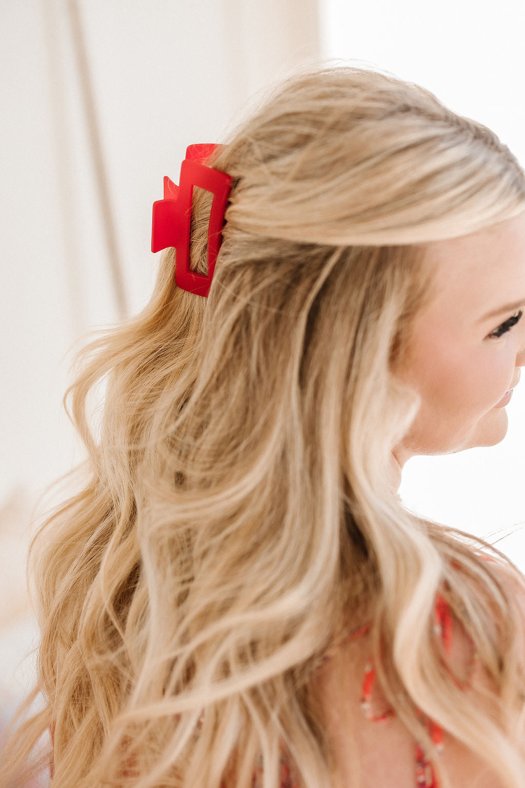 Claw Clip Set of 4 in Red - WEBSITE EXCLUSIVE
