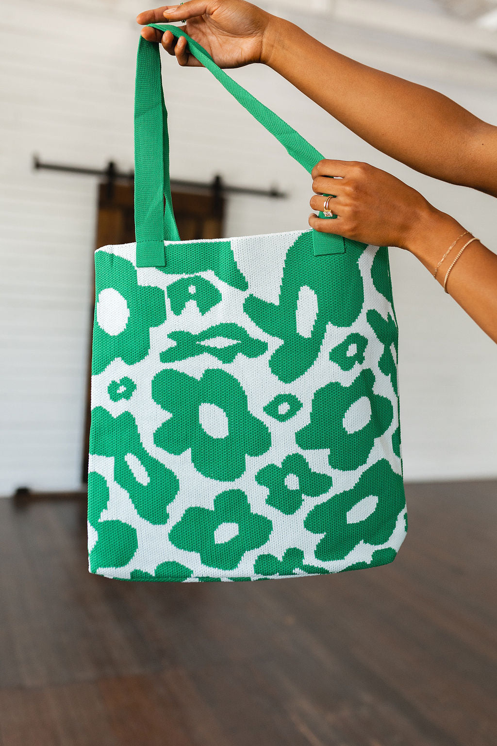 Lazy Daisy Knit Bag in Green - WEBSITE EXCLUSIVE