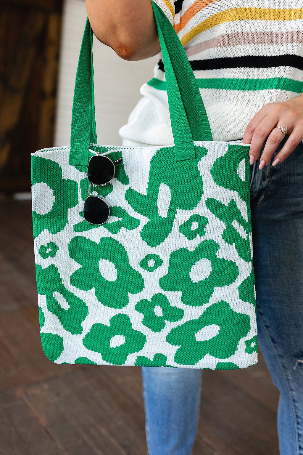 Lazy Daisy Knit Bag in Green - WEBSITE EXCLUSIVE