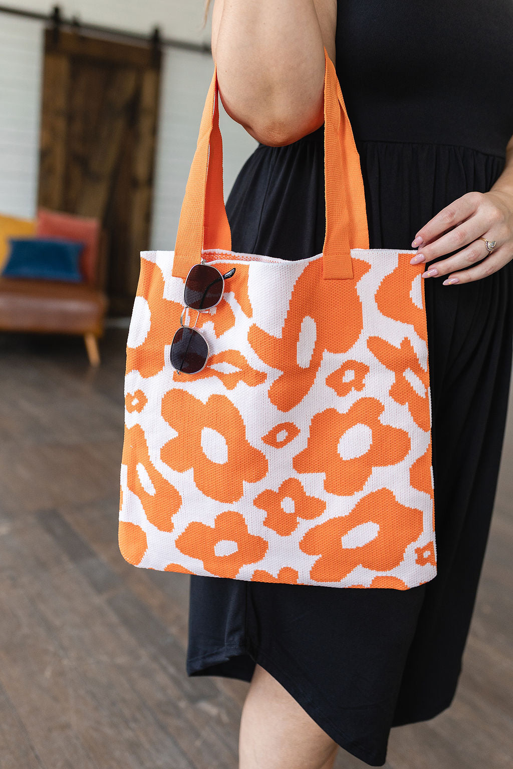 Lazy Daisy Knit Bag in Orange - WEBSITE EXCLUSIVE