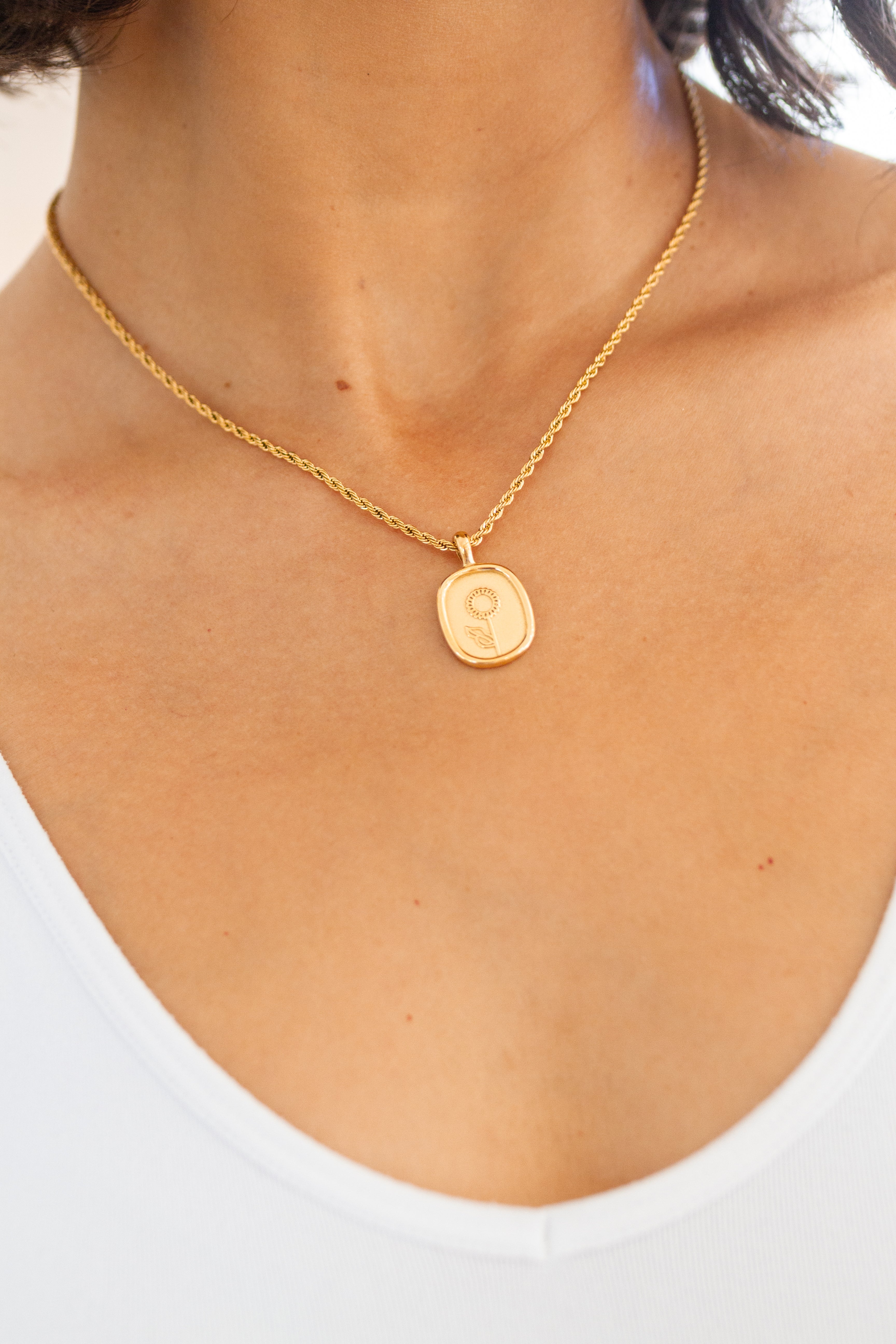 Simple Sunflower Pendent Necklace - WEBSITE EXCLUSIVE