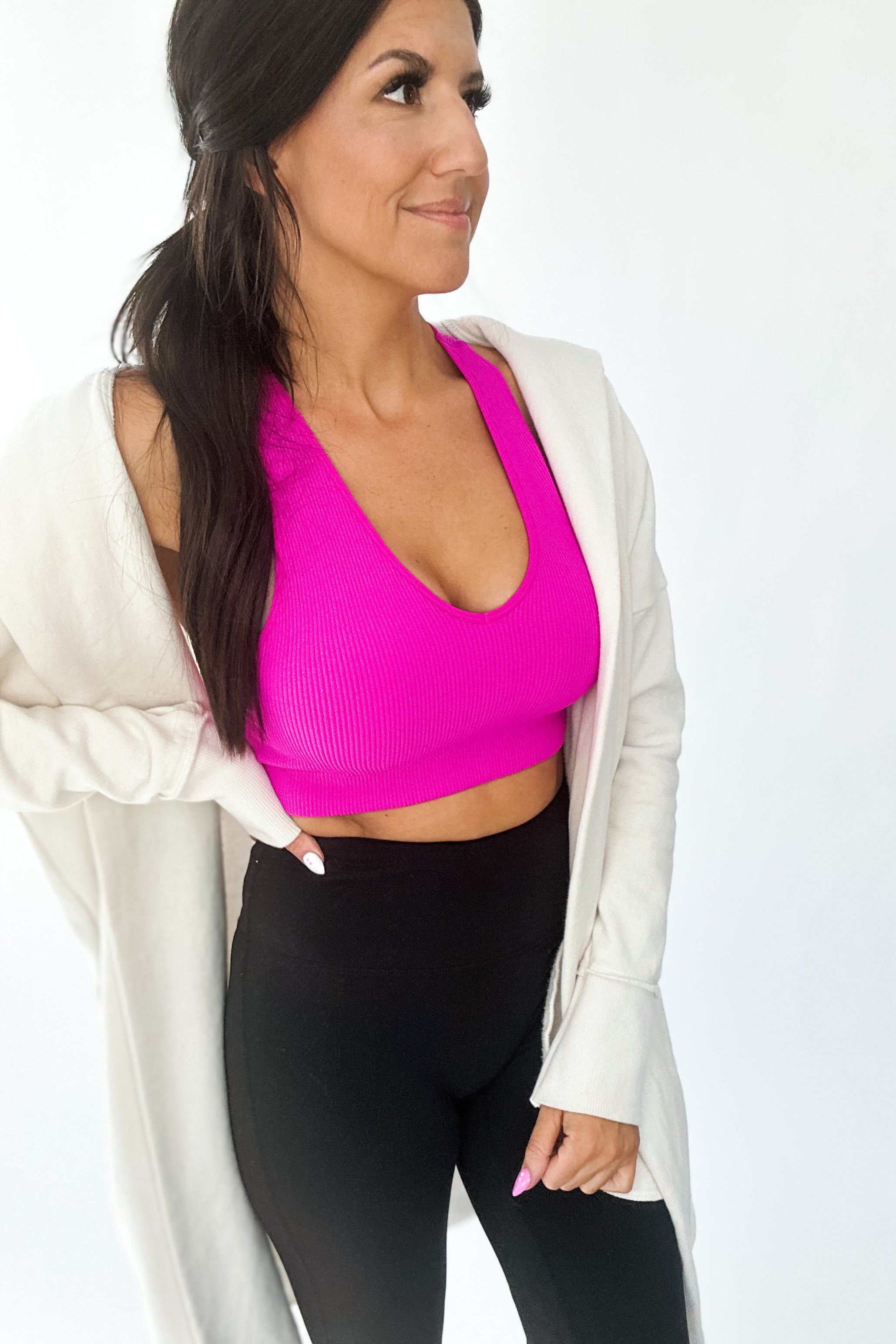 RISE UP RIBBED CROPPED TANK IN HOT PINK