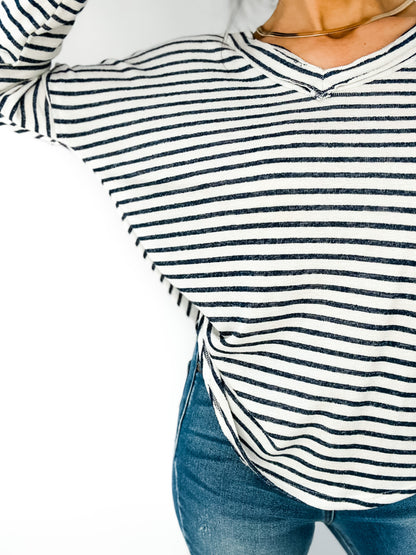 MARREN STRIPED KNIT TOP