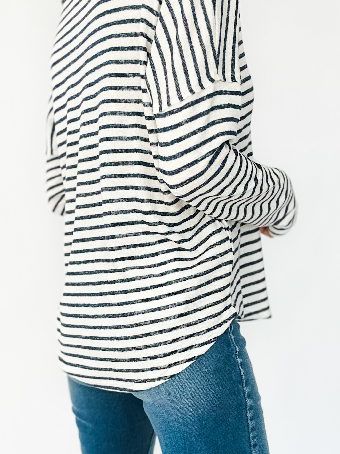 MARREN STRIPED KNIT TOP