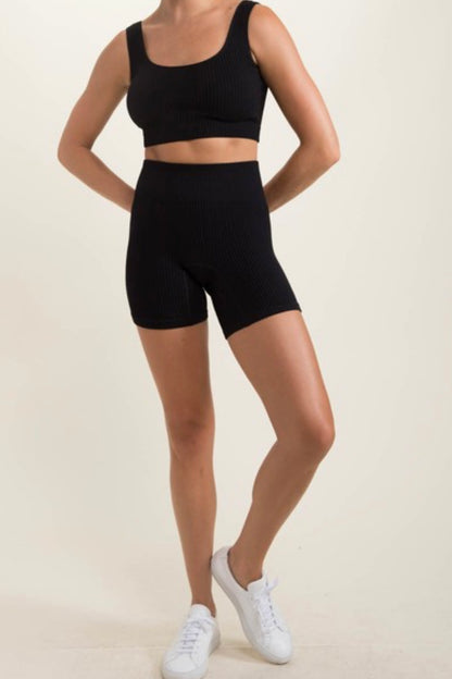 ROAM RIBBED SEAMLESS HIGH WAISTED SHORTS