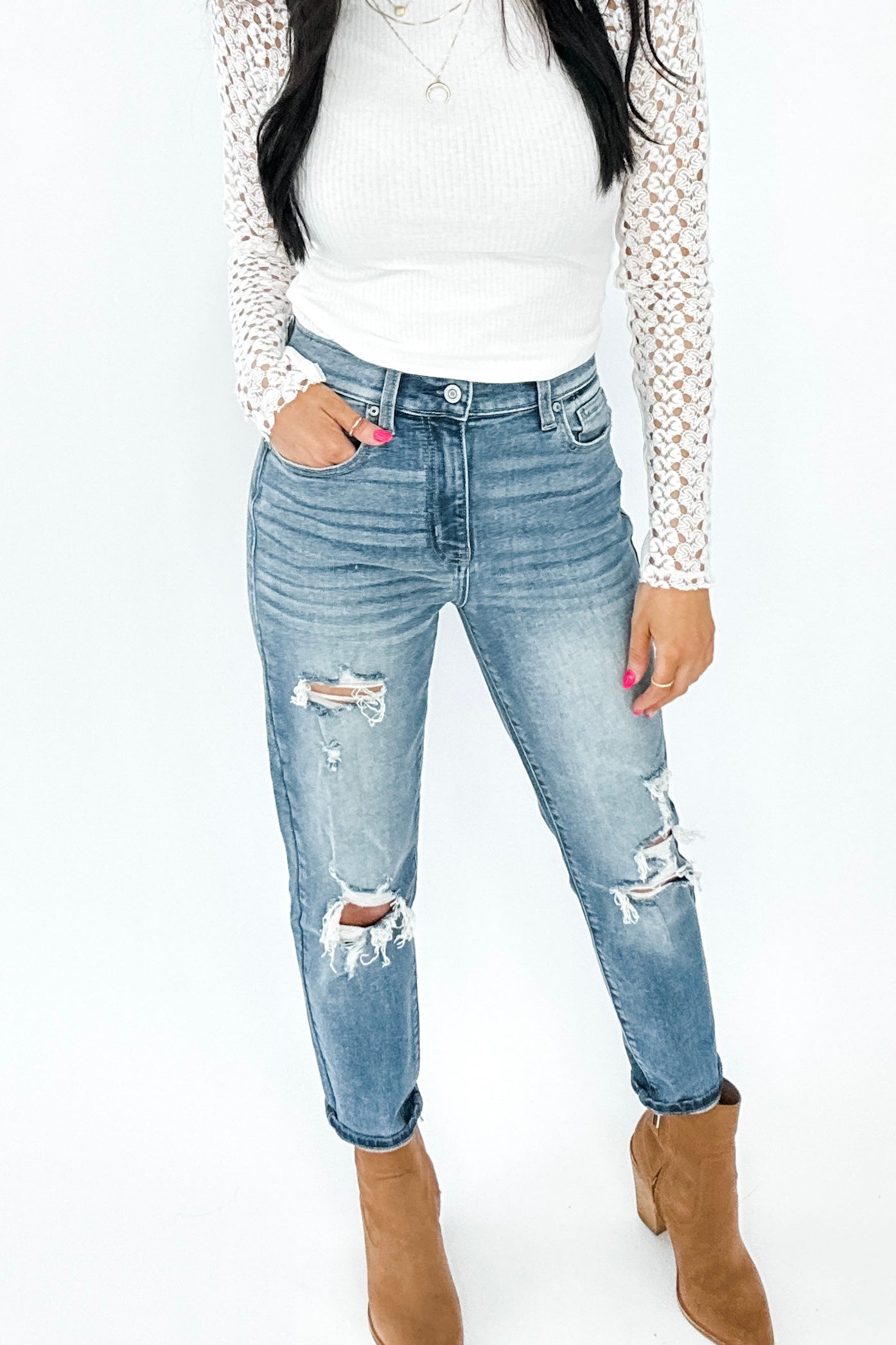 TOBI DISTRESSED MOM JEANS IN MEDIUM BY EUNINA