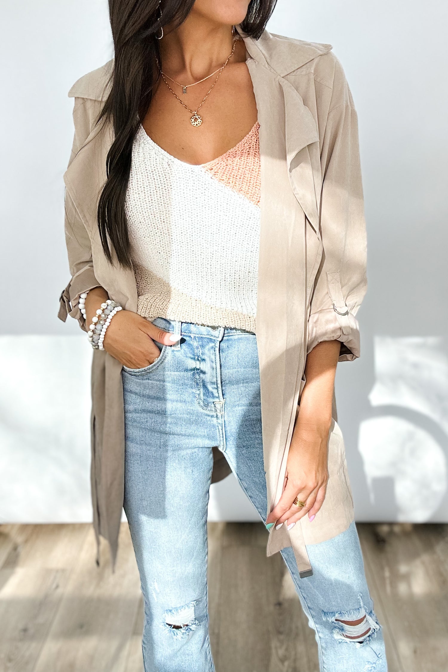 ONE NIGHT LIGHT TRENCH JACKET IN BEIGE